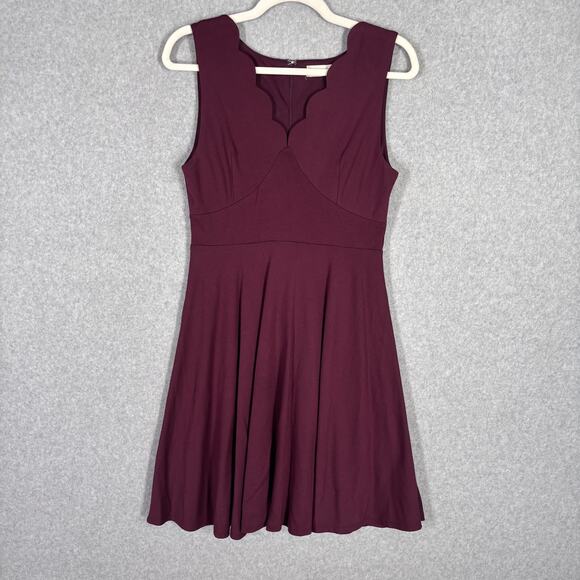 Altard State Dress Medium Burgundy Scalloped Pleated Academia Preppy Twee Career - Picture 1 of 12